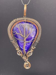 Hand Wrapped Copper Wire Botswana Agate With Druzy Tree of Life Pendant 1 scaled - Hand Wrapped Copper Wire Botswana Agate With Druzy Tree of Life Pendant, 1 - Hand Wrapped Copper Wire Botswana Agate With Druzy Tree of Life Pendant, 1 - AURORA ARTISAN JEWELLERY