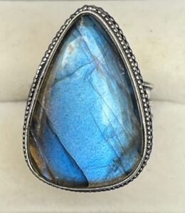 Labradorite in Handmade Silver Plated Ring Size US 9.7 UK T approx 1 - Labradorite in Handmade Silver Plated Ring, Size US 9.7 & UK T approx, 1 - Labradorite in Handmade Silver Plated Ring, Size US 9.7 & UK T approx, 1 - AURORA ARTISAN JEWELLERY